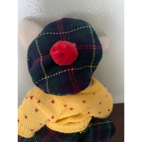 Collectible Plush Scottish Bunny // Hoppy Vanderhare Highland Fling Stuffy - Picture 8 of 10